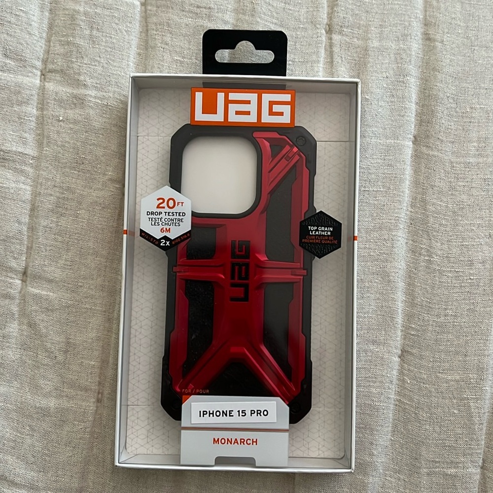 BRAND NEW 15 PRO iPhone cover